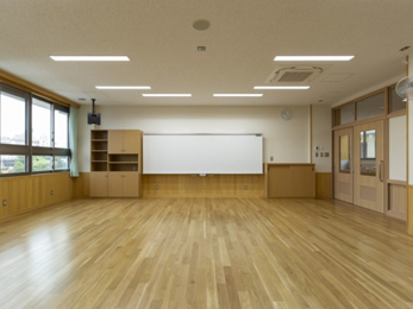 啓成小学校